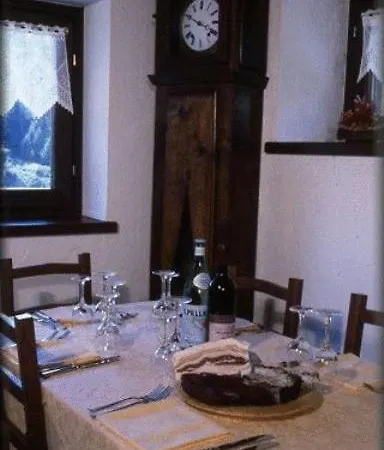 Otel Les Granges 3*